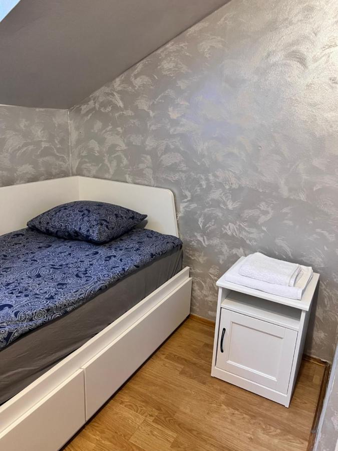 Hostel Homies Inn Celiny  Extérieur photo