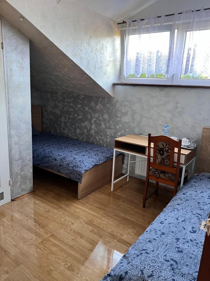 Hostel Homies Inn Celiny  Extérieur photo
